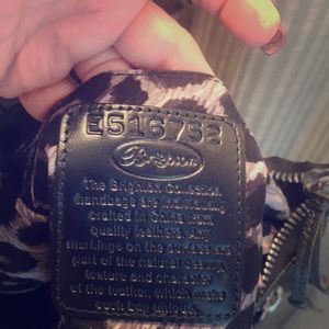 This is a fun Brighton Crossbody purse.